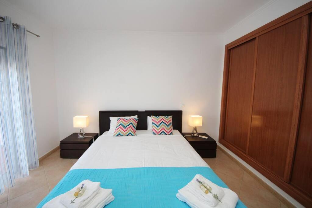 Apartment Jm - St James, Com Wifi, Piscina A 50 Mt Da Lagos